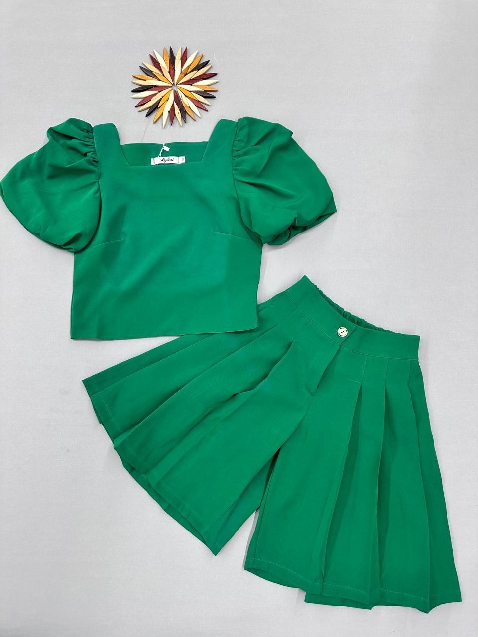 костюм с юбкой,костюм с юбкой нарядный,желтый костюм,летний костюм для девочек,костюм для девочек