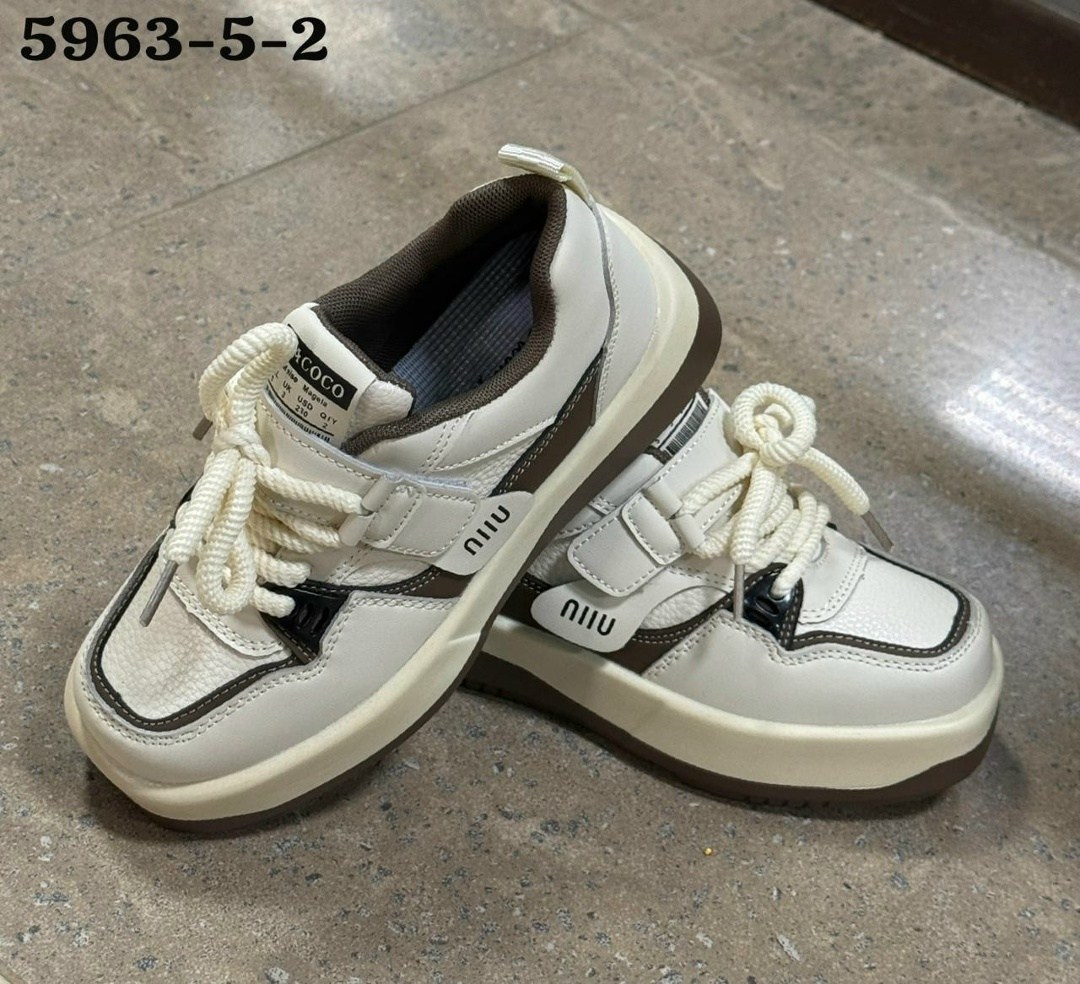 ,кроссовки женские,повседневные кроссовки,спортивная ,кроссовки модные