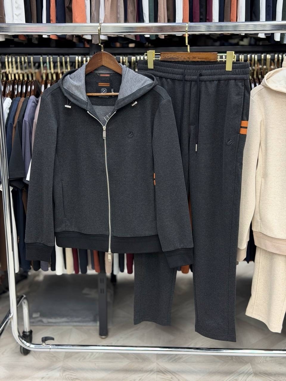 спортивные костюмы brunello cucinelli,спортивный костюм,спортивный костюм на флисе женский,спортивный костюм loro piana,dsquared tracksuit grey