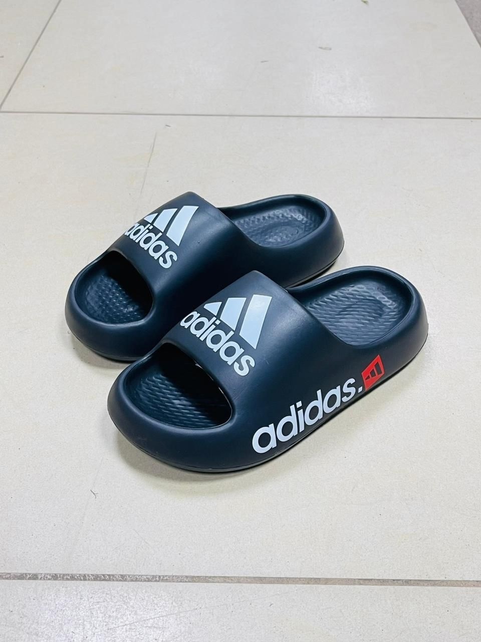 шлепанцы adidas,adidas сланцы,шлепки adidas,сланцы мужские adidas,