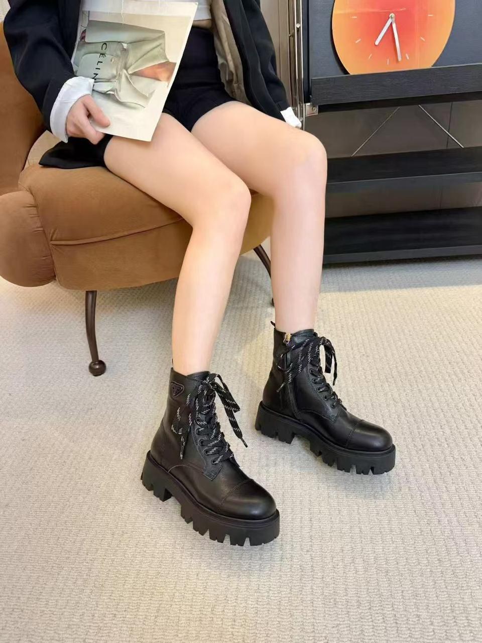 ,ботинки,женские ботинки,зимние ботинки прада,модные ботинки