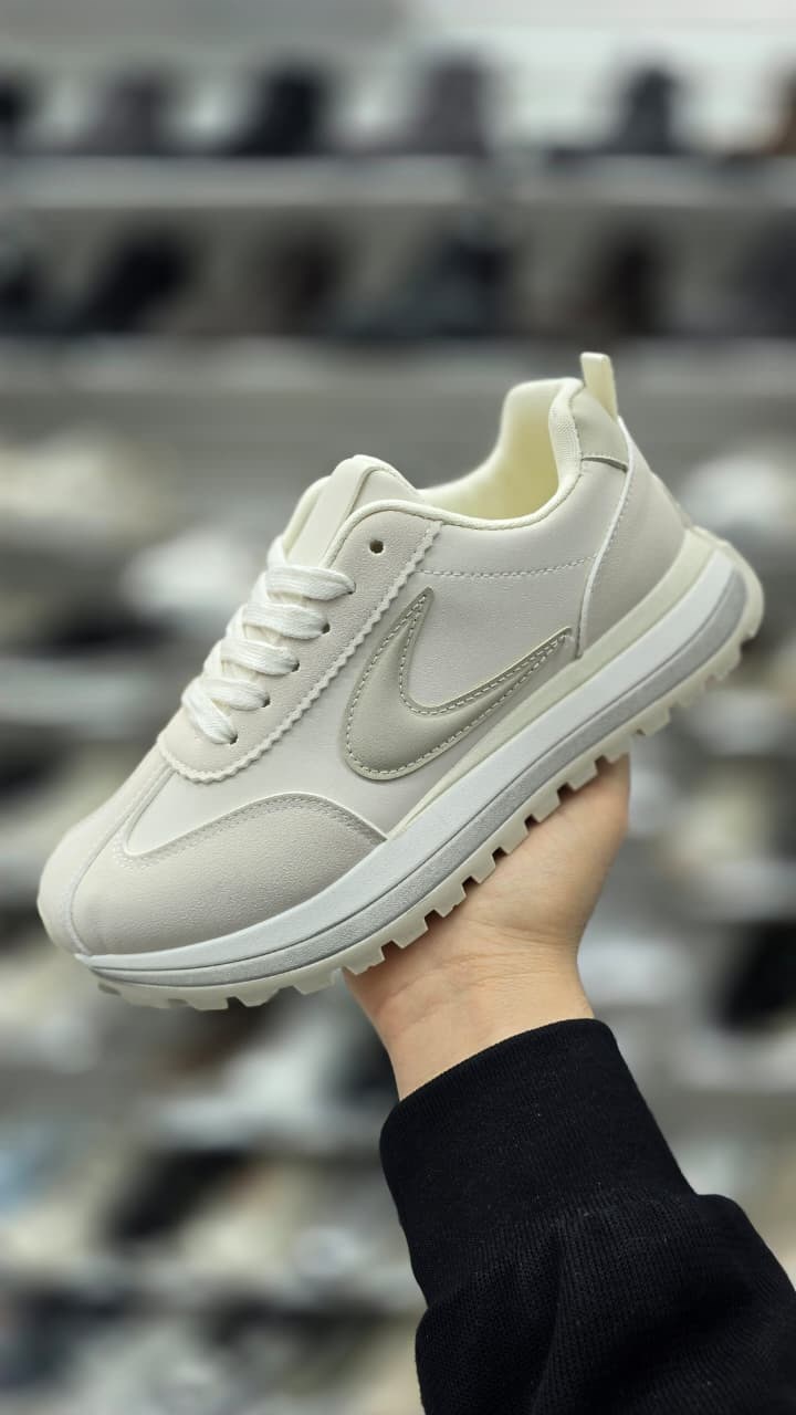 женские кроссовки,,кроссовки белая,кроссовки ,кроссовки эко