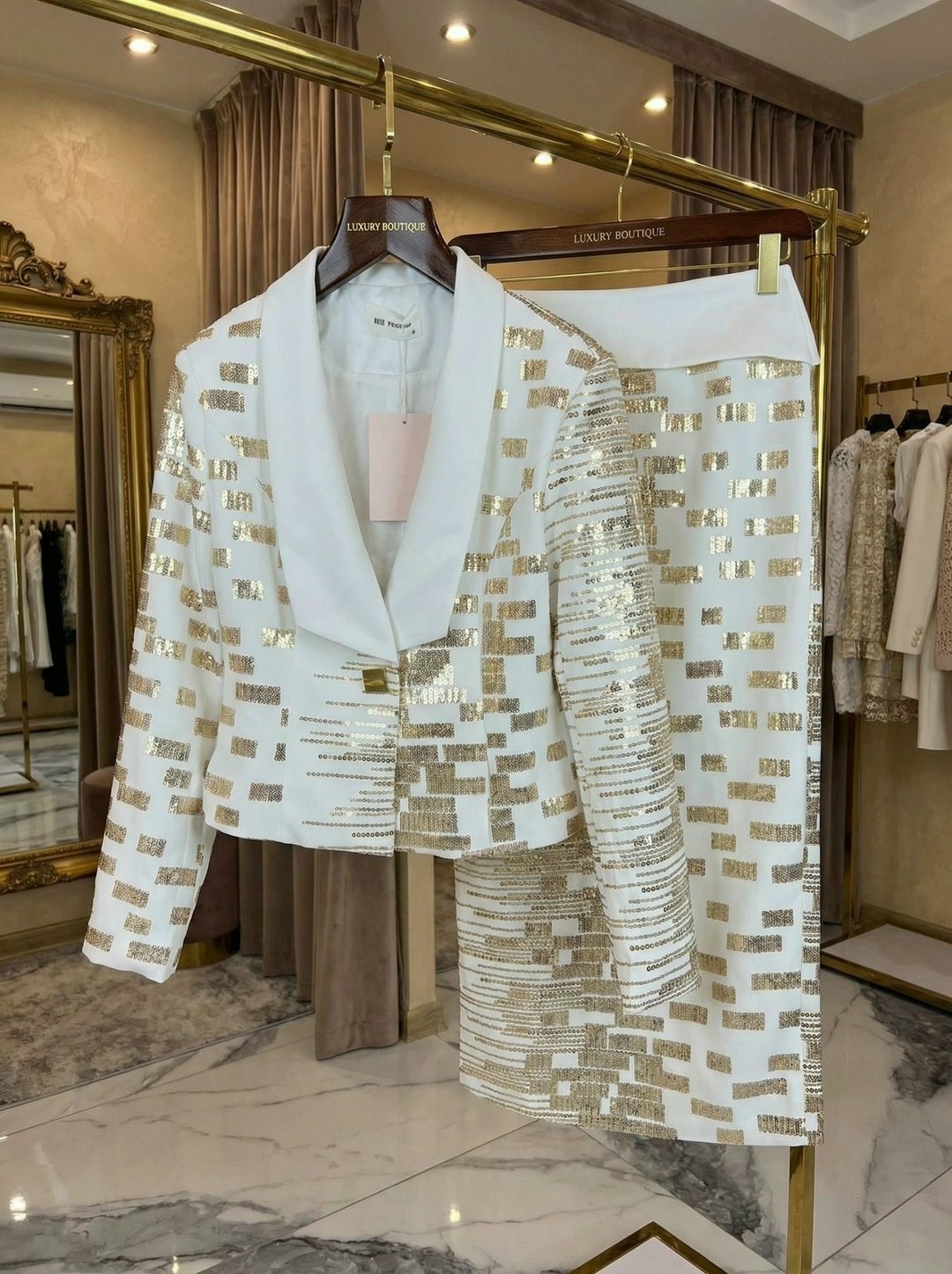 красивая женщина,богатая женщина,шикарная женщина,женщин,красивая девушка