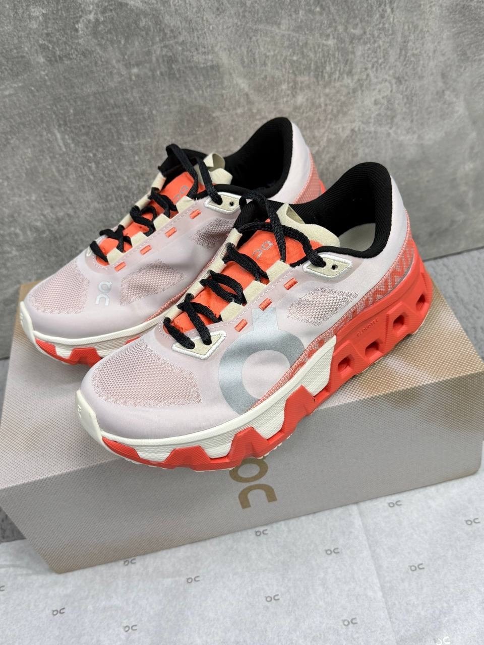 кроссовки on cloudmonster,кроссовки,кроссовки on,женские кроссовки,кроссовка