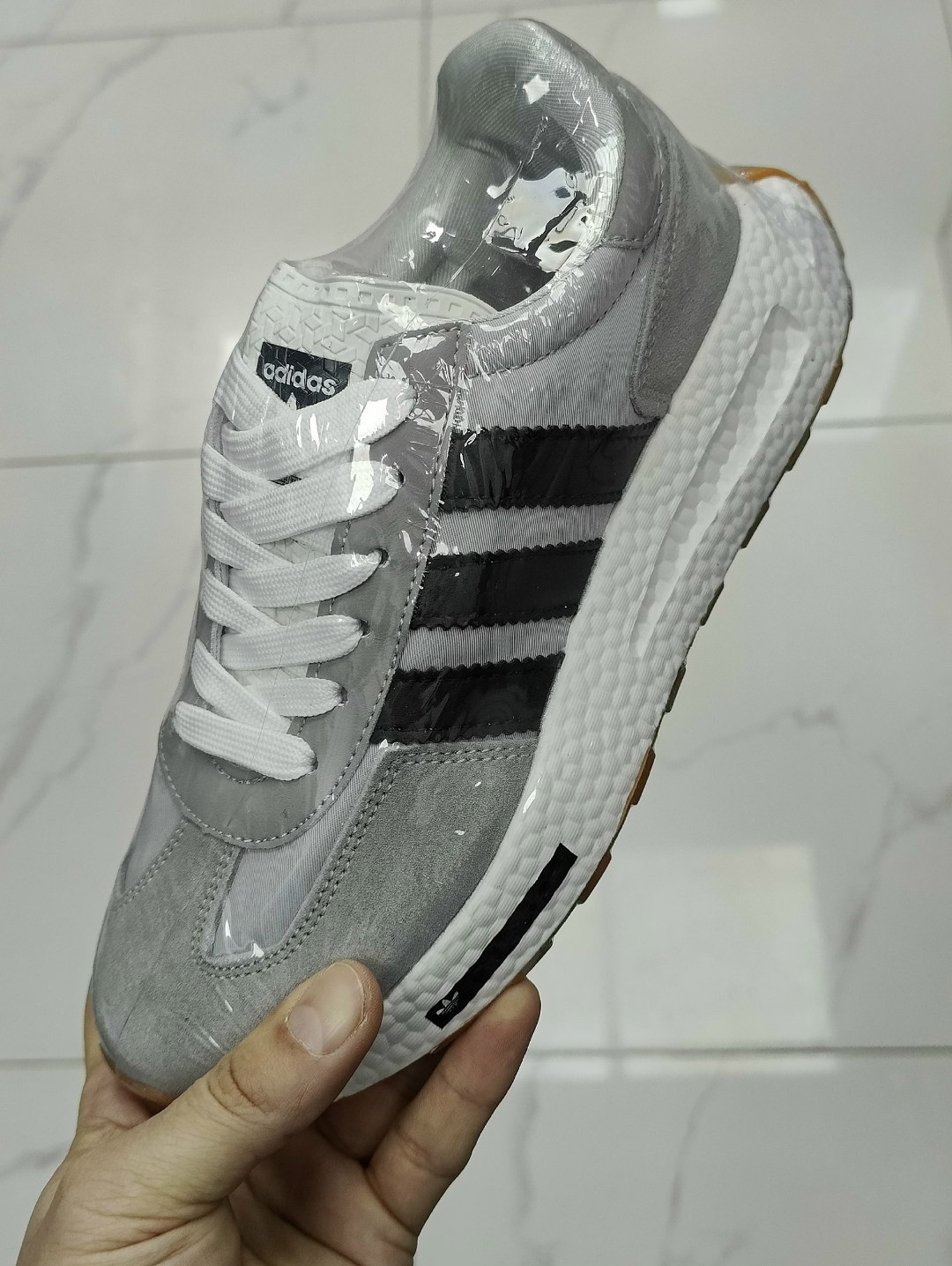 кроссовки adidas,кроссовки мужские adidas,кроссовки adidas retropy e 5,кроссовки adidas retropy,кроссы адидас