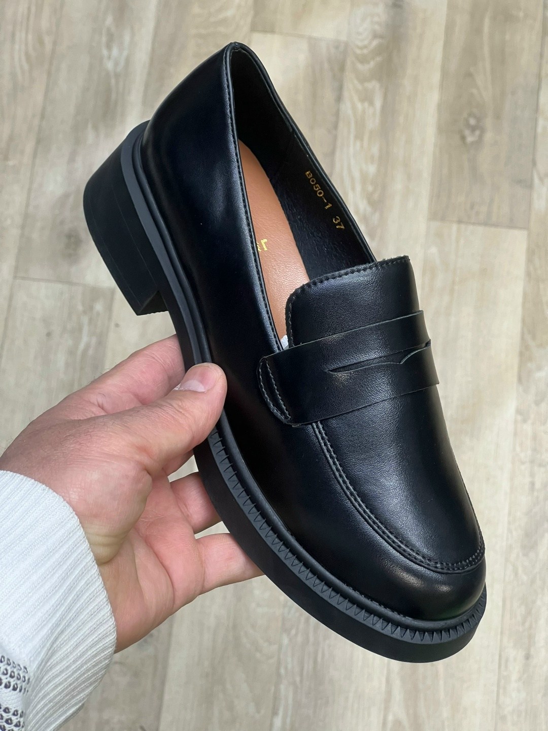 ,женские лоферы,лоферы модные,лоферы,лоферы женский черный