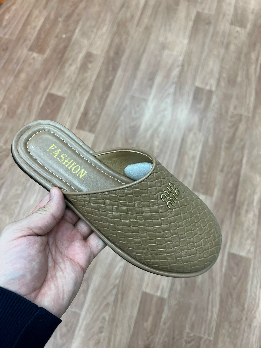 ,мужские кожаные тапочки,мужские тапочки,мужские тапочки домашние,кожаные тапочки