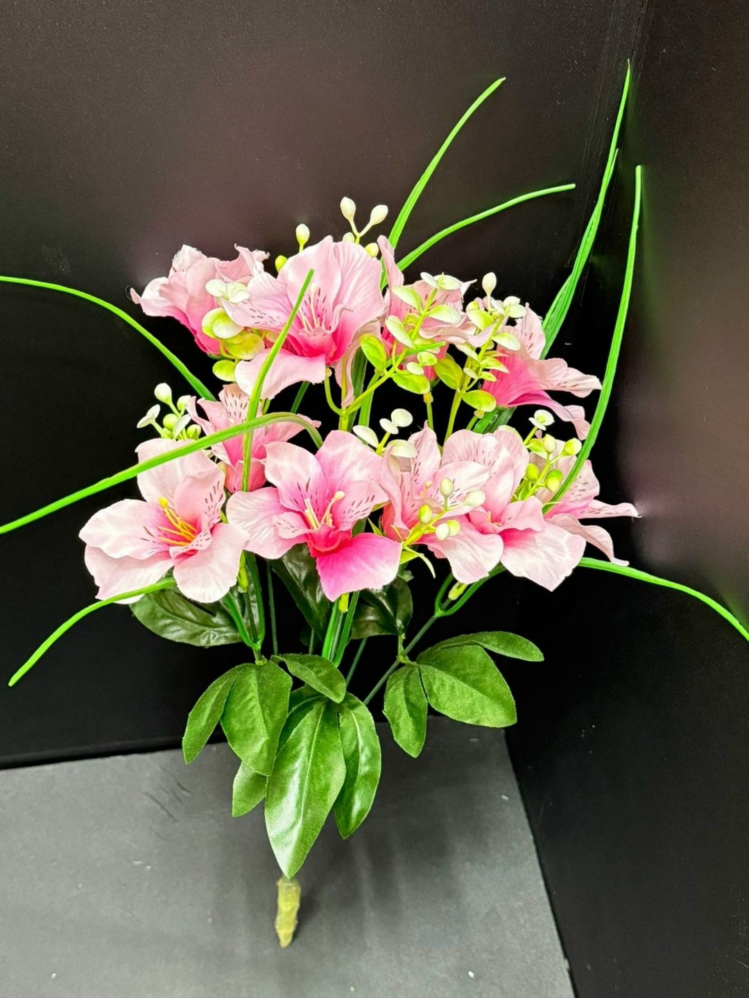 искусственные цветы,альстромерия белая,альстромерия персиковая,альстромерия венус,букет