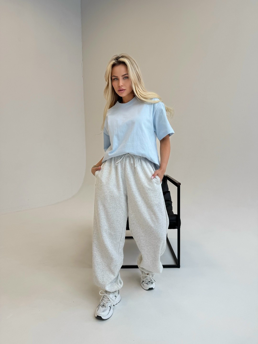 спортивные брюки женские,брюки джоггеры,серые спортивные штаны,спортивные штаны джоггеры,спортивные брюки