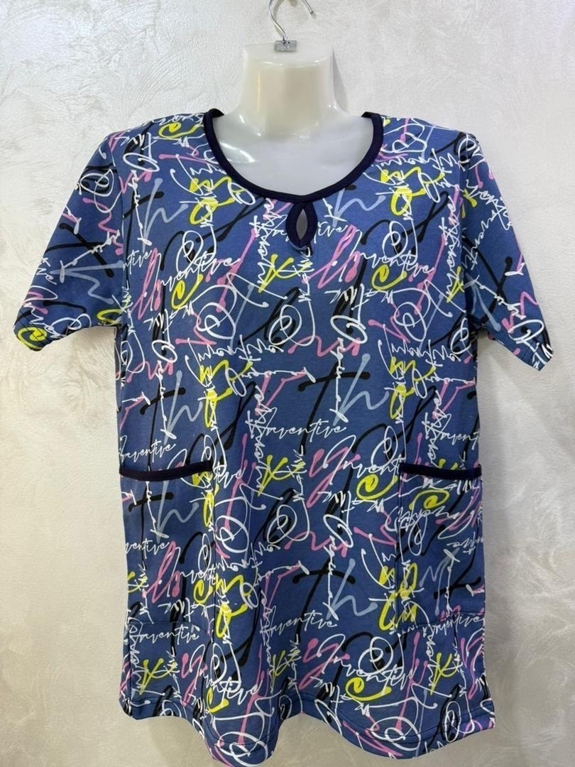 длинная футболка с принтом больших размеров домия,медицинская блуза,блуза медицинская женская,блузка медицинская,халат женский