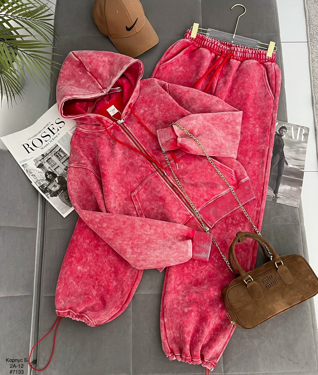 велюровый костюм,модные костюмы,cпортивный костюм велюровый,костюм спортивный,велюр костюм
