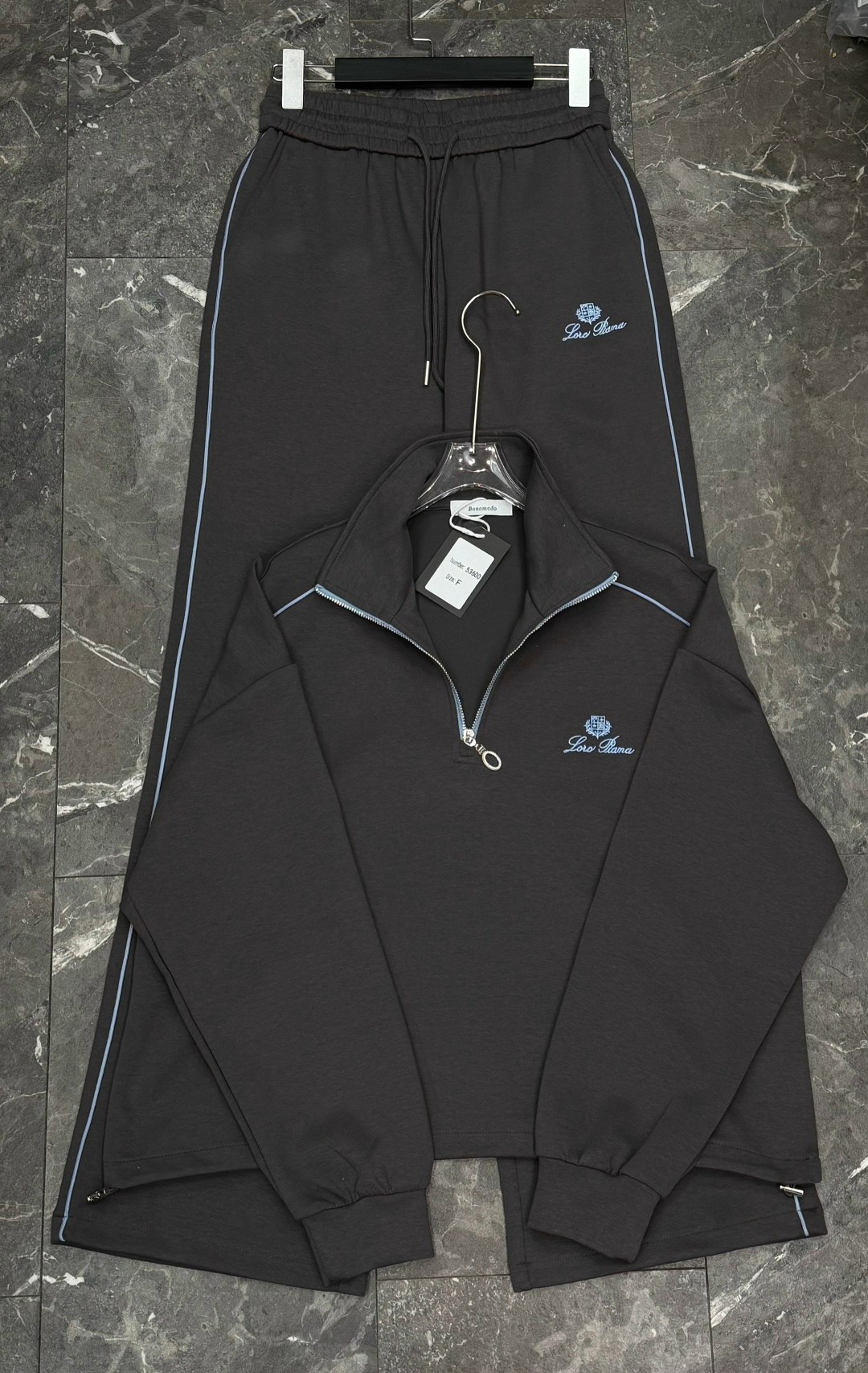 спортивный костюм женский,спортивный костюм,спортивный костюм miu miu женский,женская спортивная одежда,loro piana женский красный костюм