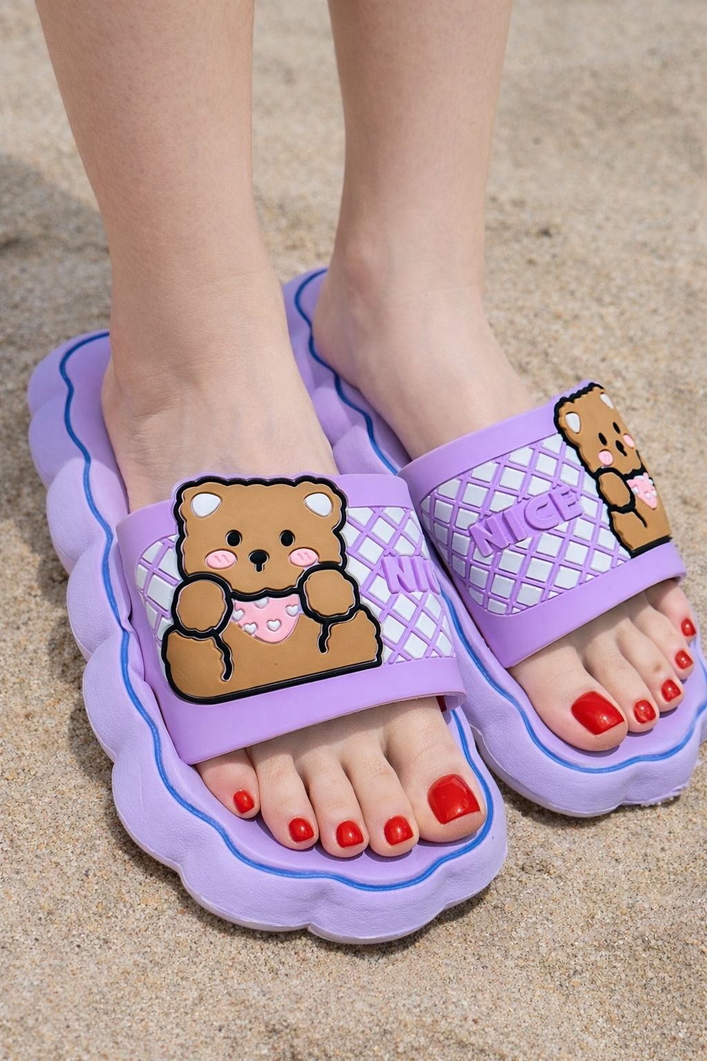 женские шлепанцы с мишкой,тапочки модные,летние тапочки,тапочки милые,тапочки женские