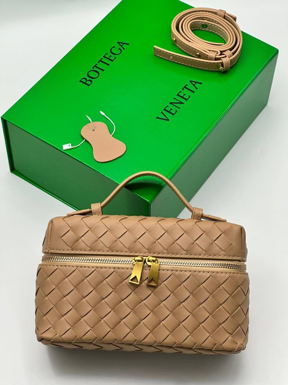 сумка женская bottega veneta,сумка bottega veneta,сумка через плечо из натуральной кожи vanity bottega veneta черный,сумка-коробка из натуральной кожи bottega veneta,сумка