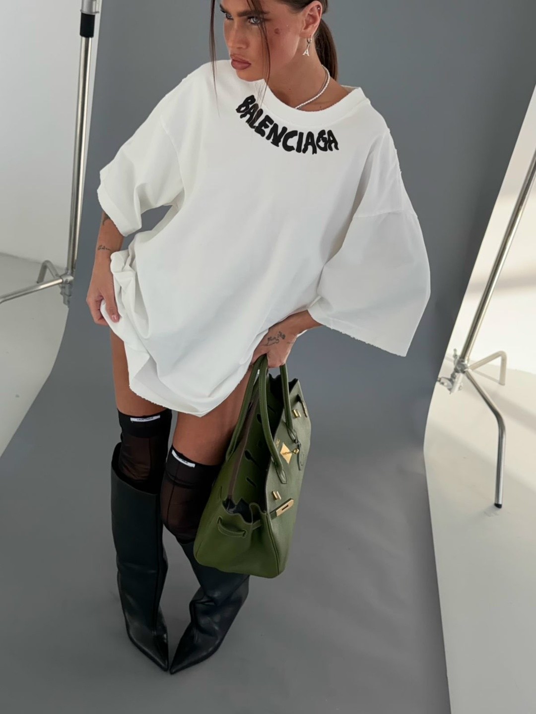 футболки женская оверсайз,стиль одежды,стильные наряды,одежда модная