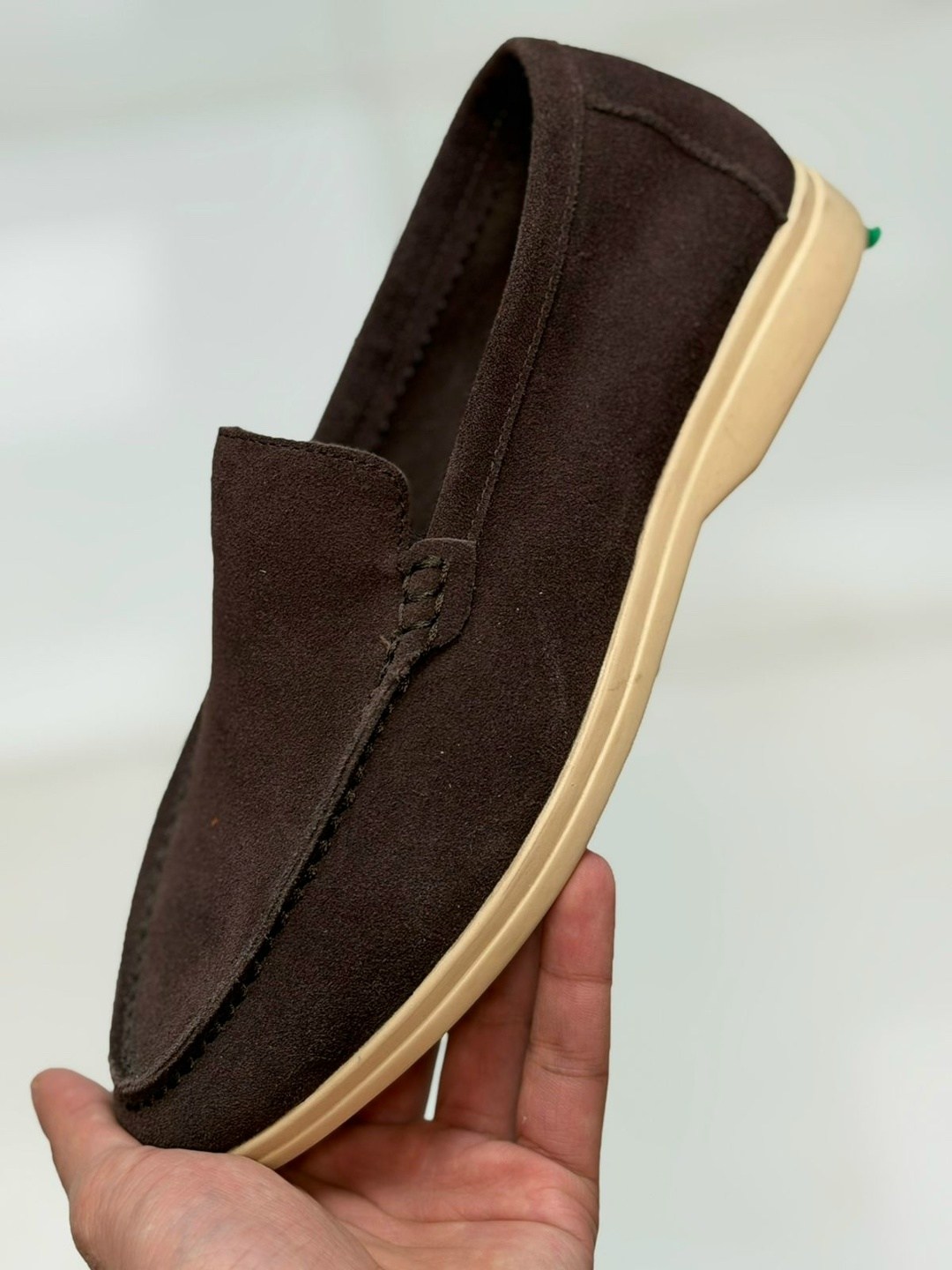 ,лоферы loro piana мужские,лоферы бежевые,мокасин мужские,замшевые мокасины лоро пиано