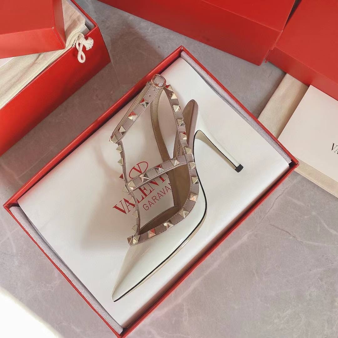 свадебная ,свадебные сапоги для невесты,valentino rockstud, невесты,свадебное туфли