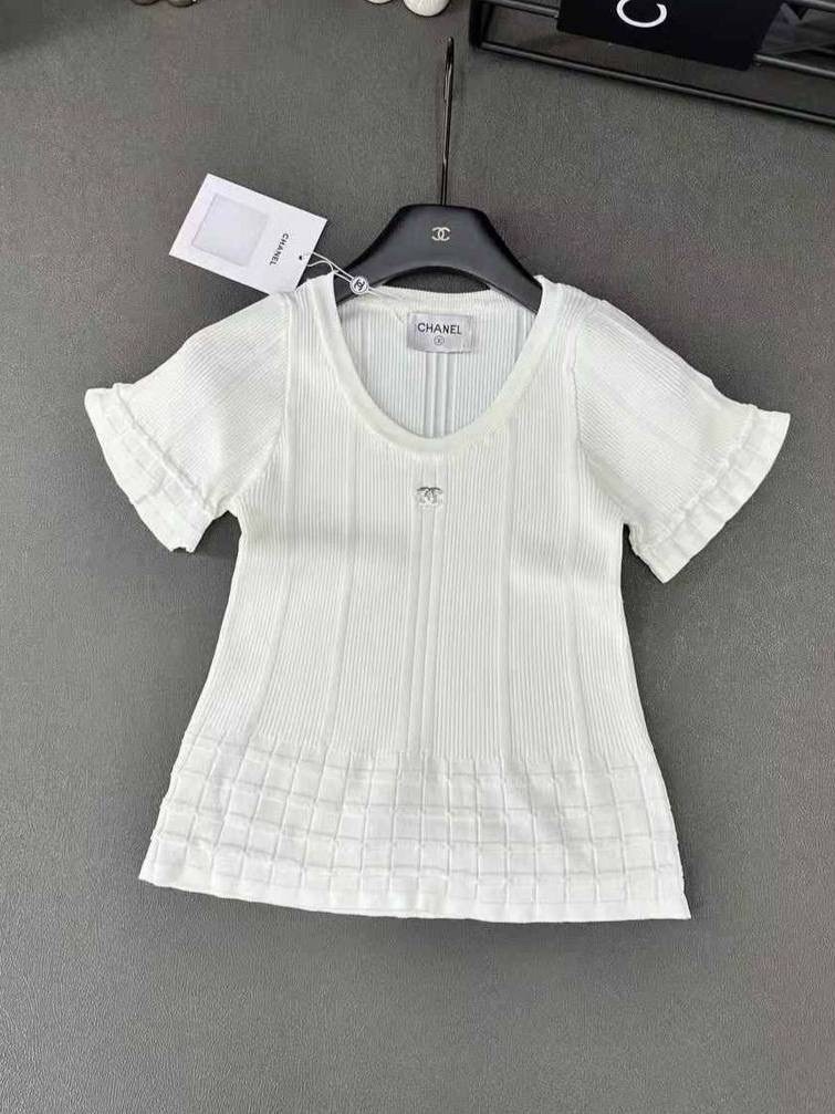 футболка с оборками,женская блузка,блузки,женская футболка,трикотажный топ