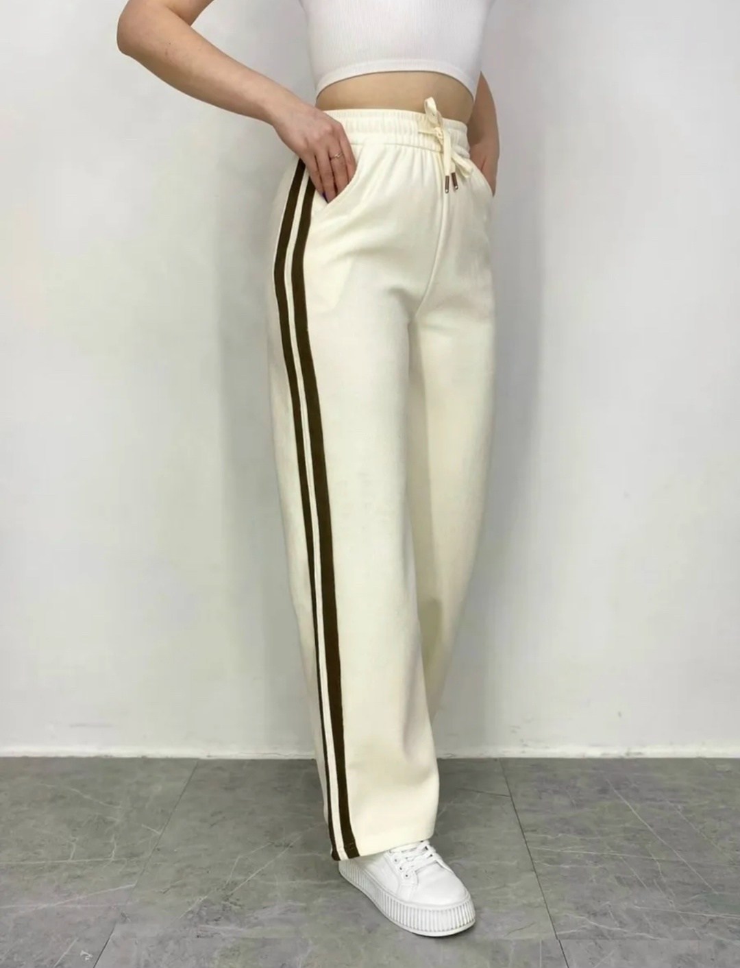 брюки вельветовые палаццо с лампасами hoanglam_shop,брюки спортивные,брюки спортивные женские,брюки женские спортивные широкие,штаны спортивные