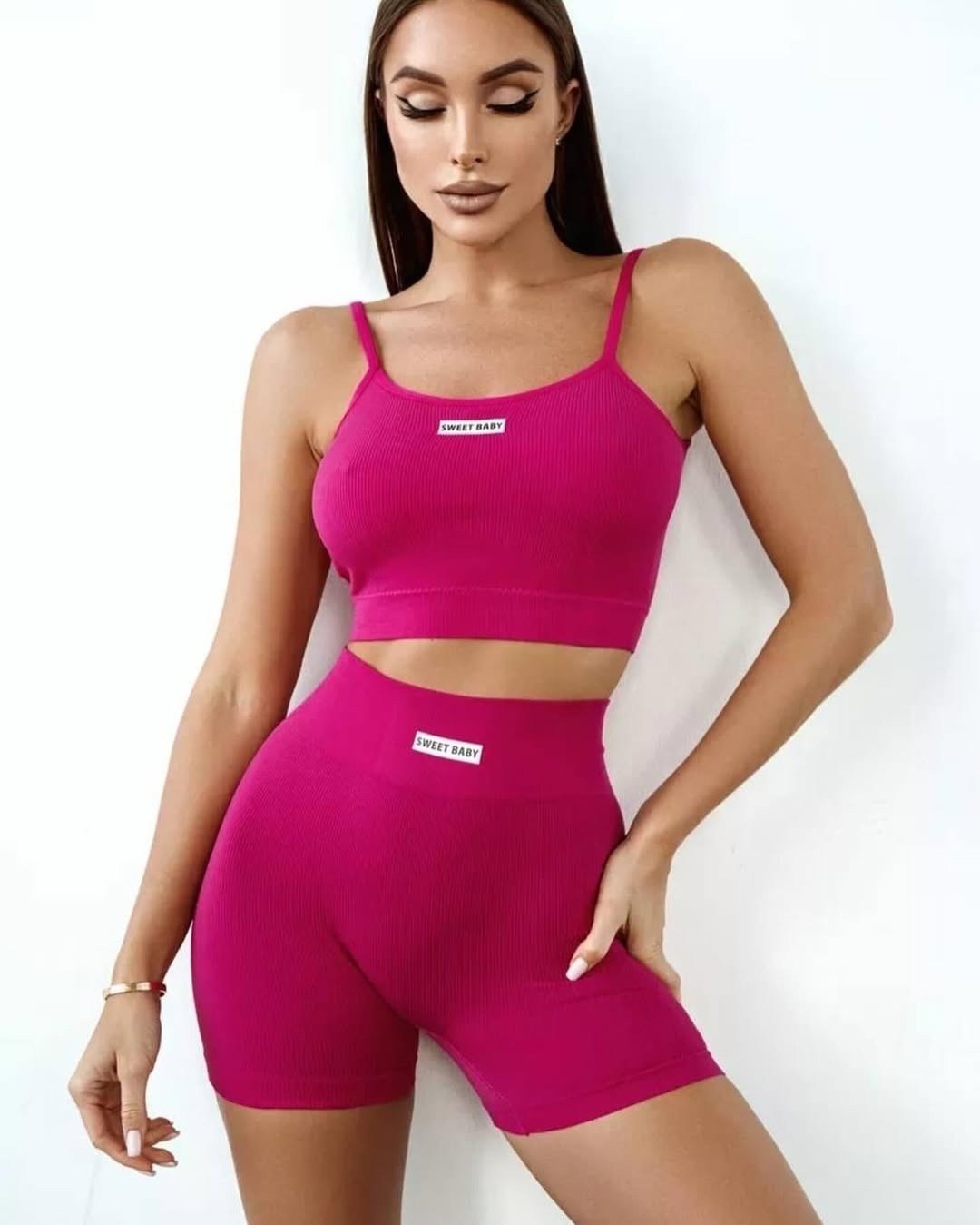 спортивный костюм топ,костюм для фитнеса,костюм для фитнеса женский,спортивный костюм топ и велосипедки,костюм топ и велосипедки