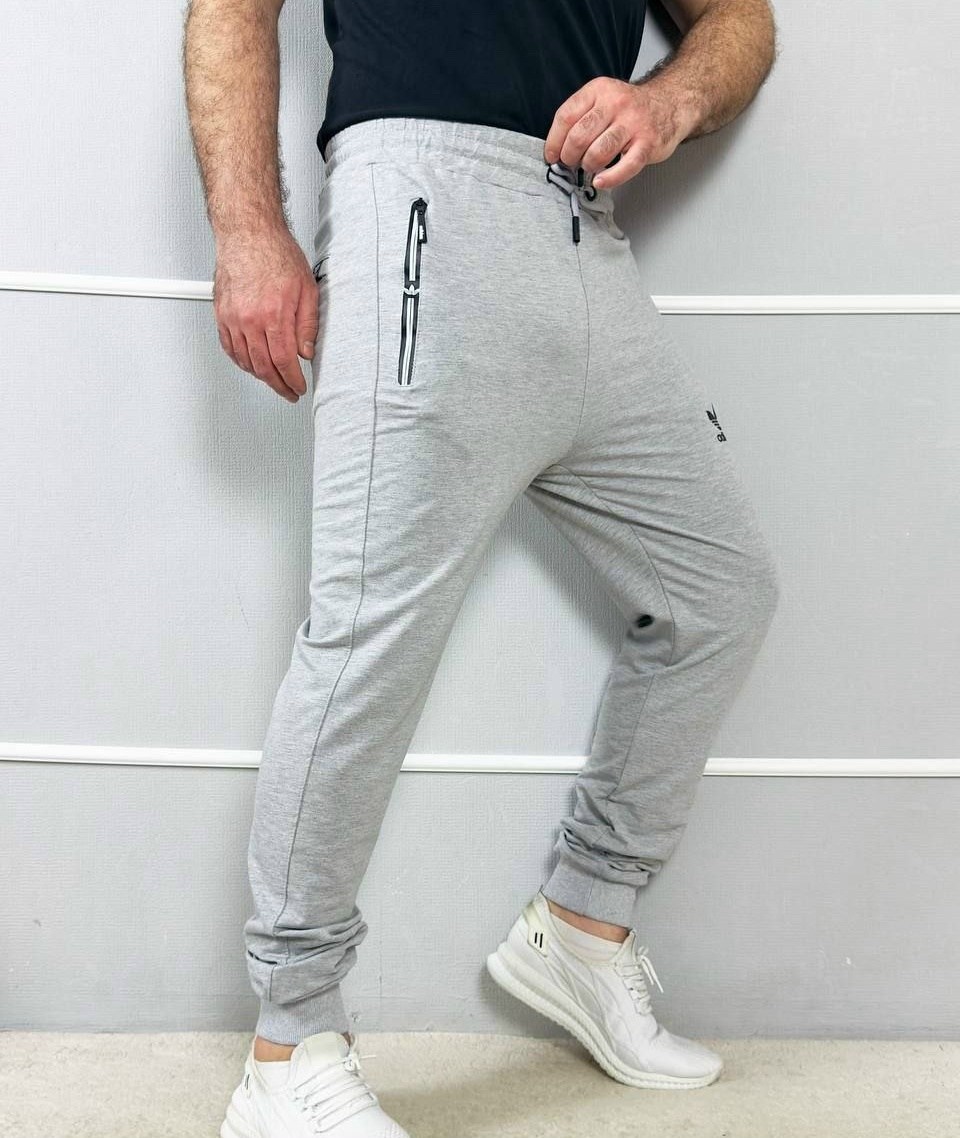 спортивные штаны adidas великан,штаны спортивные,мужские спортивные штаны adidas,спортивные штаны adidas,спортивные брюки