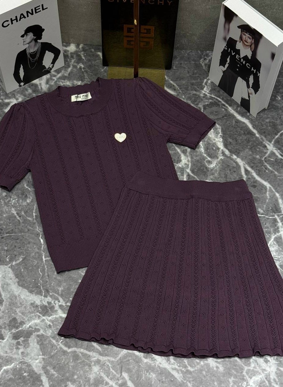 джемпер,трикотажный пуловер,трикотажный джемпер,свитер джемпер,вязаные свитера