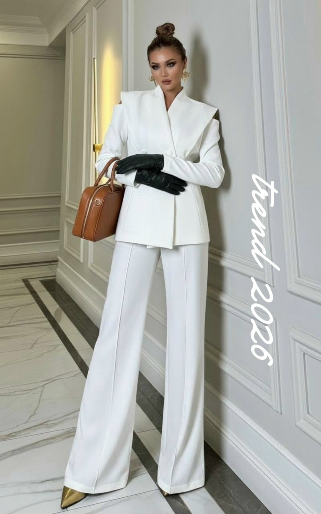 женский брючный костюм,брючный костюм,брючный костюм красного цвета,женский брючный костюм из двух предметов,красный брючный костюм