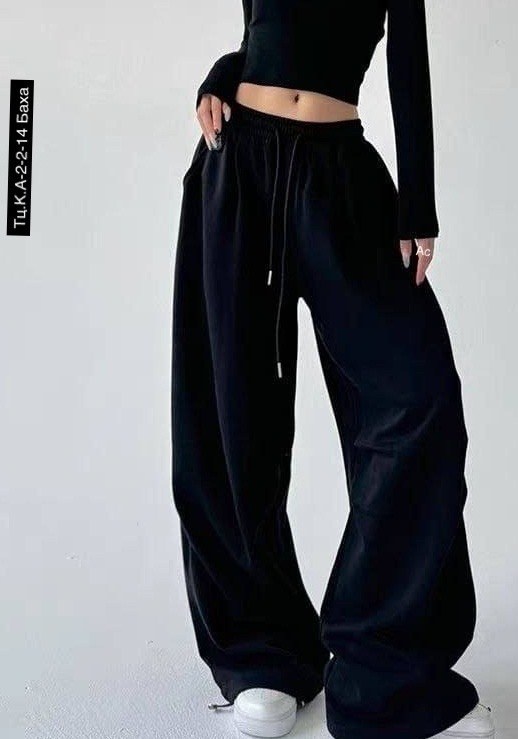 широкие спортивные штаны,спортивные штаны широкие женские,спортивные штаны женские,штаны спортивные,штаны широкие