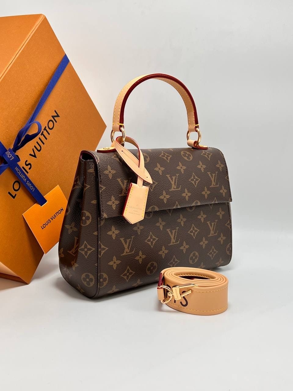 женская сумка louis vuitton,сумка женская louis vuitton 27-18 большой размер,louis vuitton сумка на плечо,сумка louis vuitton,сумка женская louis vuitton 28-20 см реплика
