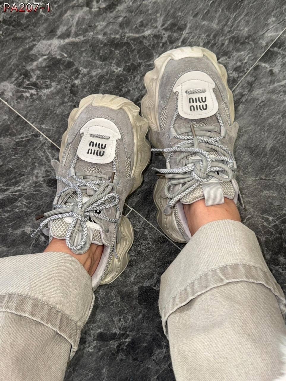 кроссовки женскиe,кроссовки,массивные кроссовки,модные молодежные кроссовки,кроссовки для женщин