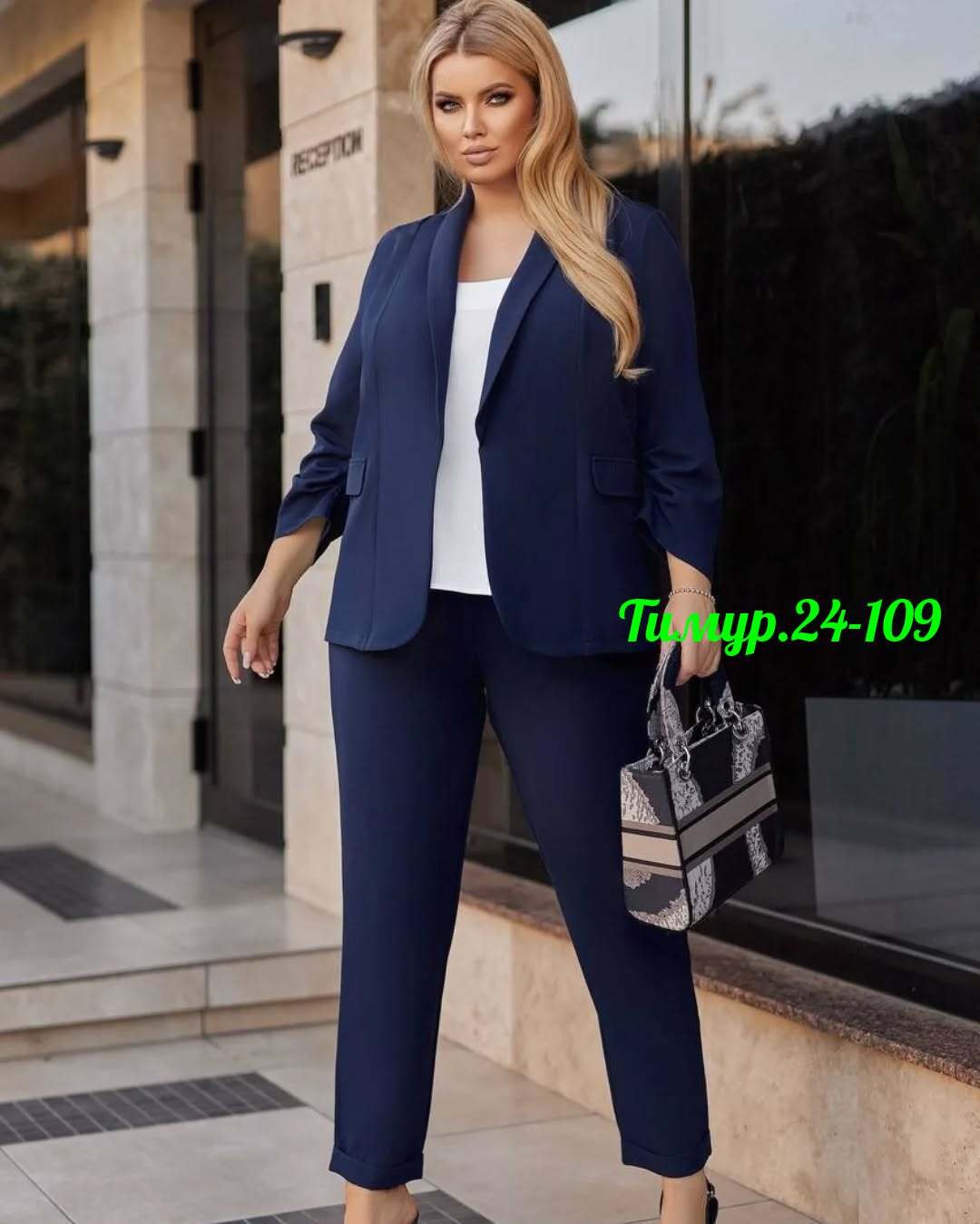 брючный костюм женский большие размеры,костюм брючный женский деловой,брючный костюм женский для полных,деловой брючный костюм больших размеров для полных женщин,летний брючный костюм женский больших