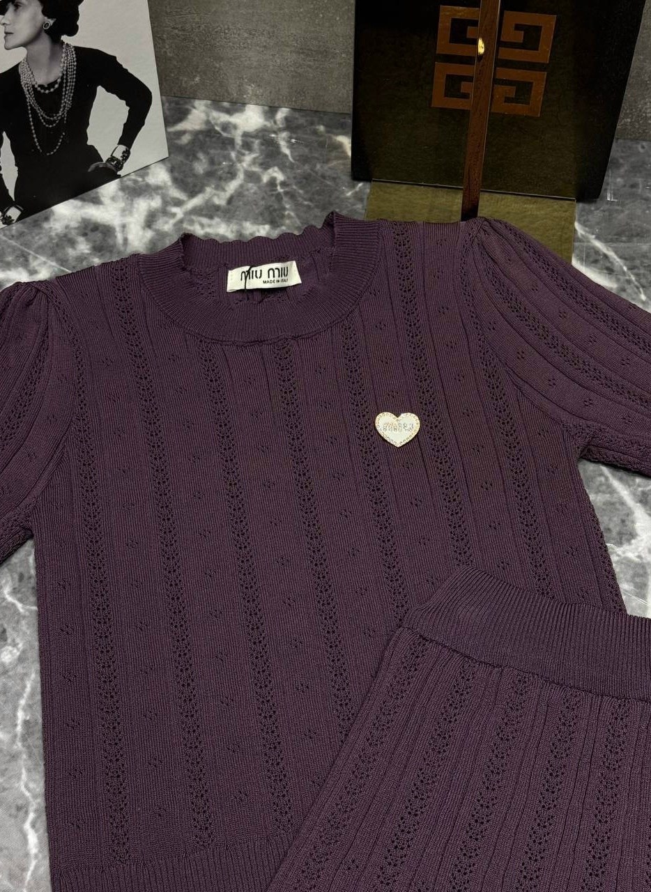 джемпер,трикотажный пуловер,трикотажный джемпер,свитер джемпер,вязаные свитера