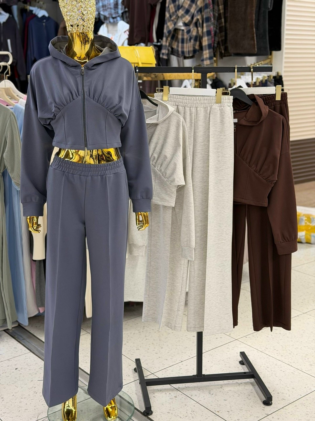 брючный костюм,костюм спортивный со штанами bliss,повседневный спортивный костюм,спортивные костюмы,брюки серые