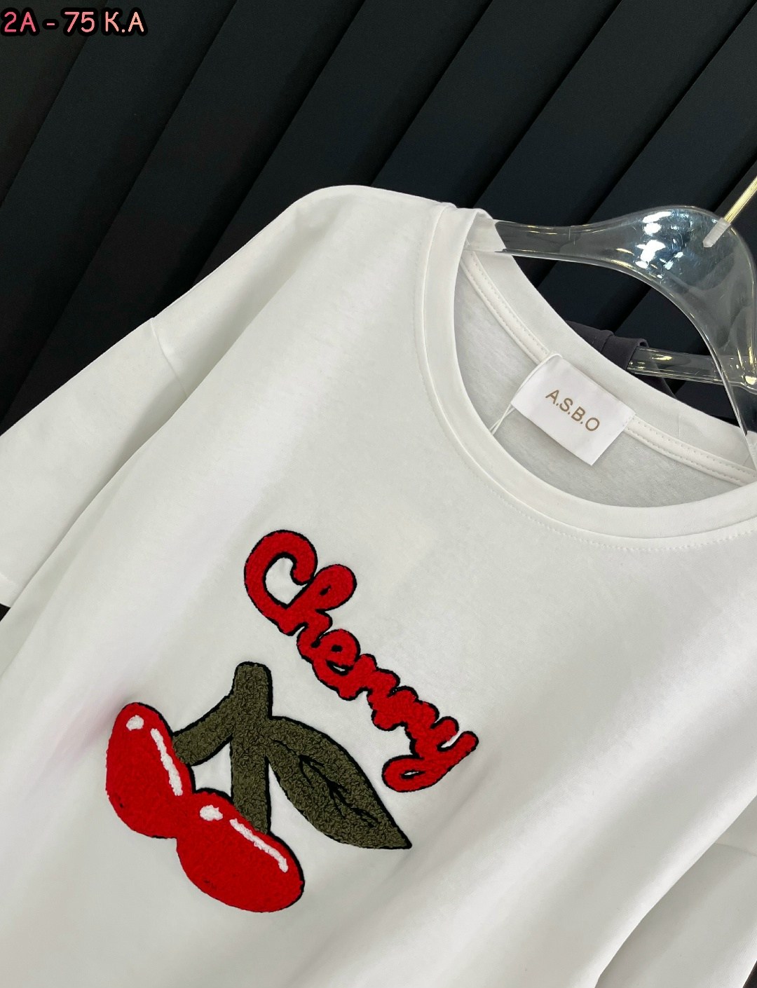 женская футболка,футболки женская оверсайз,белая футболка оверсайз,стиль футболка,футболка с вишней