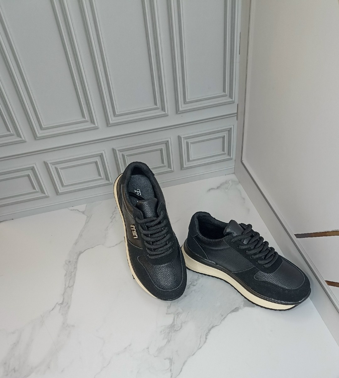 ,кроссовки женскиe,черные кроссовки,женская ,кроссовка