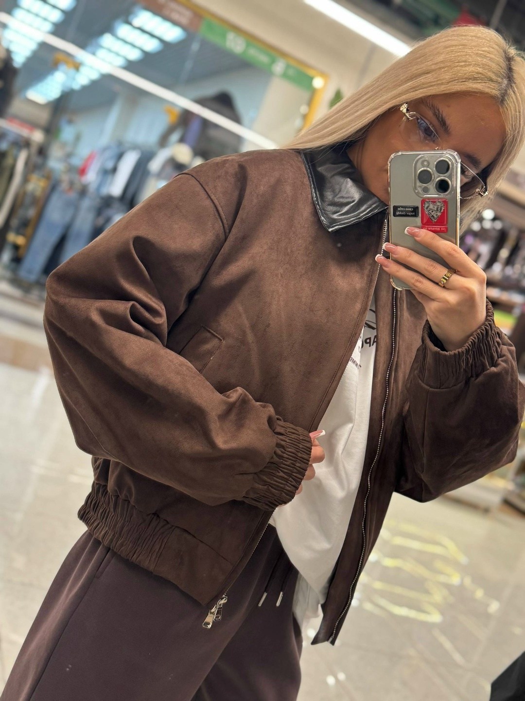 куртка бомбер,бомбер женская куртка,кожаная куртка,куртка замшевая,женская куртка