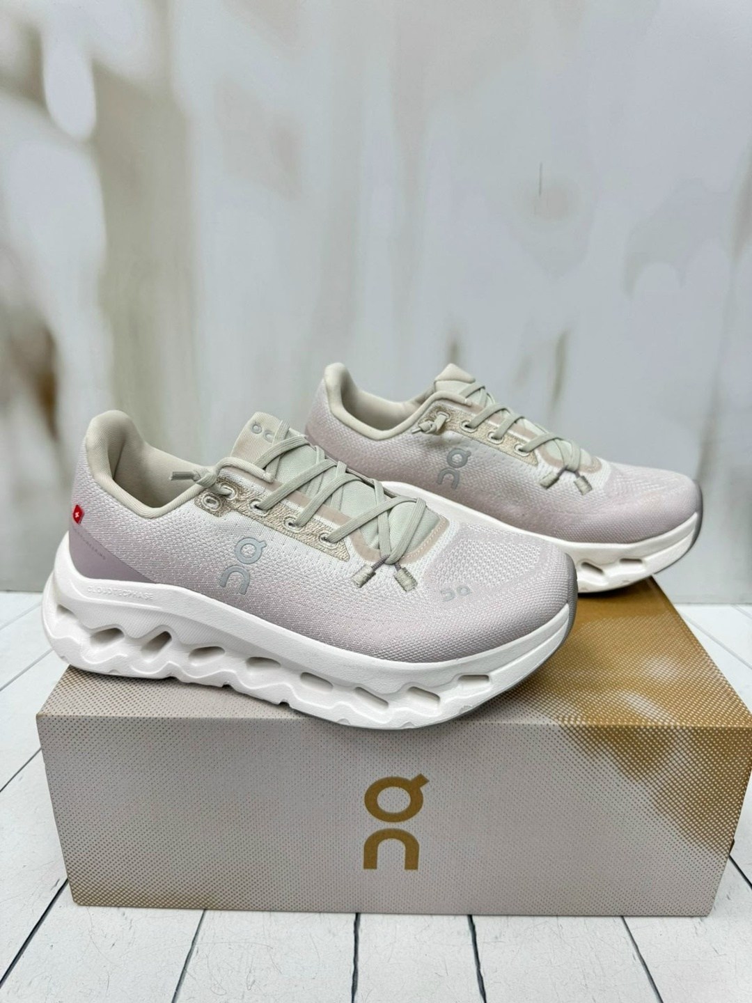 кроссовки,кроссовки on,кроссовки отличный,спортивные кроссовки,кроссовка