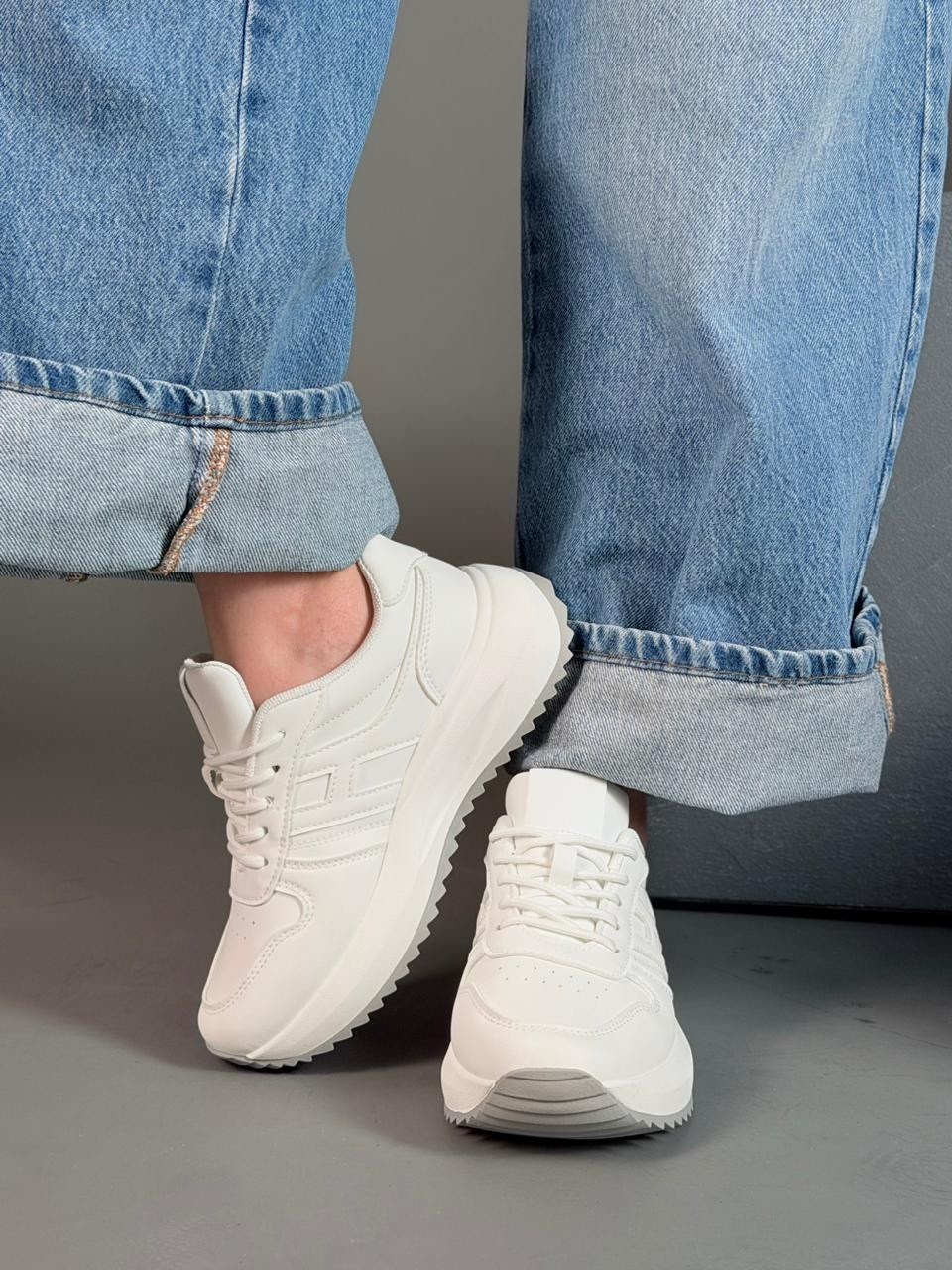 кроссовки женские,кроссовка,кроссовки,модные кроссовки,