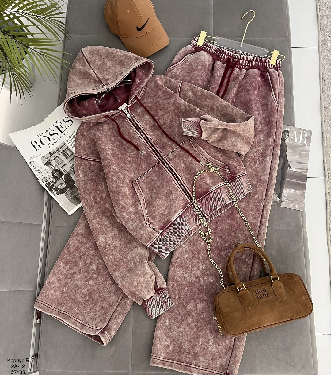 велюровый костюм,модные костюмы,cпортивный костюм велюровый,костюм спортивный,велюр костюм