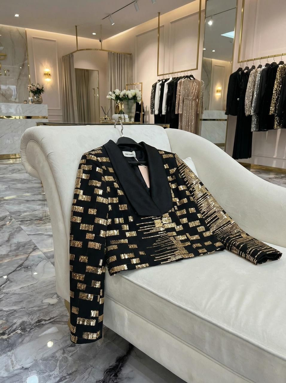 шикарная одежда,богатая женщина,женщин,девушек,одежда красивая