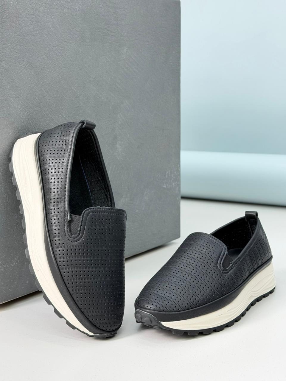 ,мокасины с перфорацией,женские слипоны,слипоны летние,женские мокасины