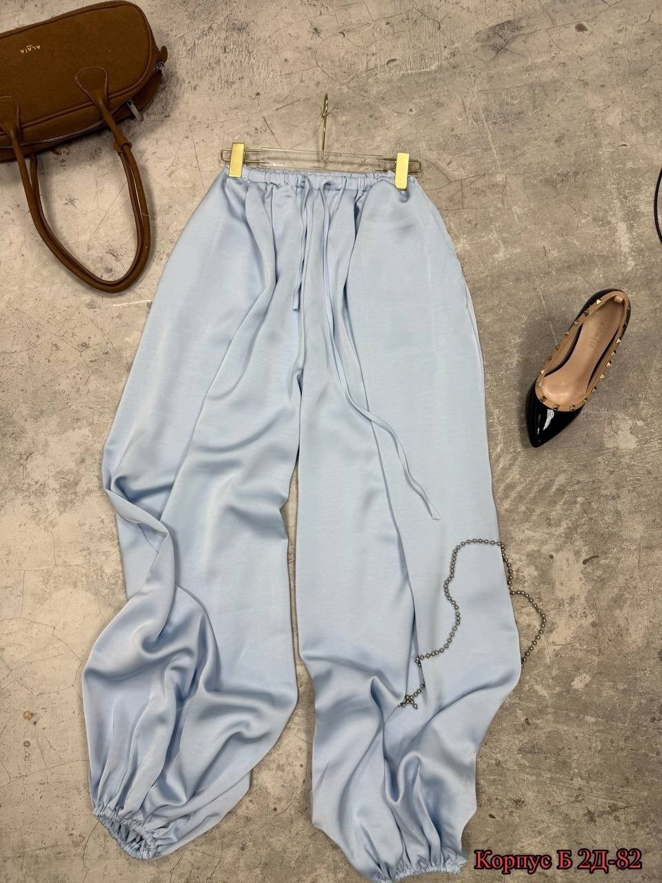 широкие женские брюки палаццо,брюки палаццо,брюки палаццо 2026,брюки палаццо женские,брюки палаццо с завышенной талией