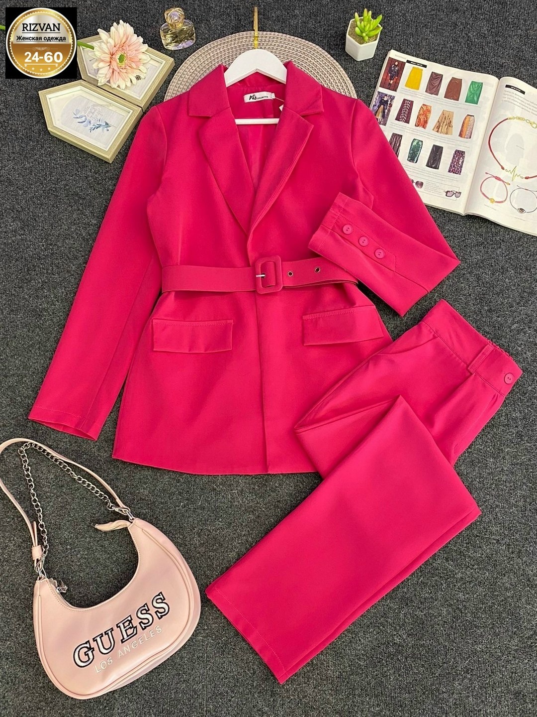 брючный костюм continental fashion 0211-07 фиолетовый,костюм continental fashion 0211-07 двойка жакет фиолетовый,брючный костюм женский фиолетового цвета,бизарро костюм брючный фуксия,фиолетовый брючн