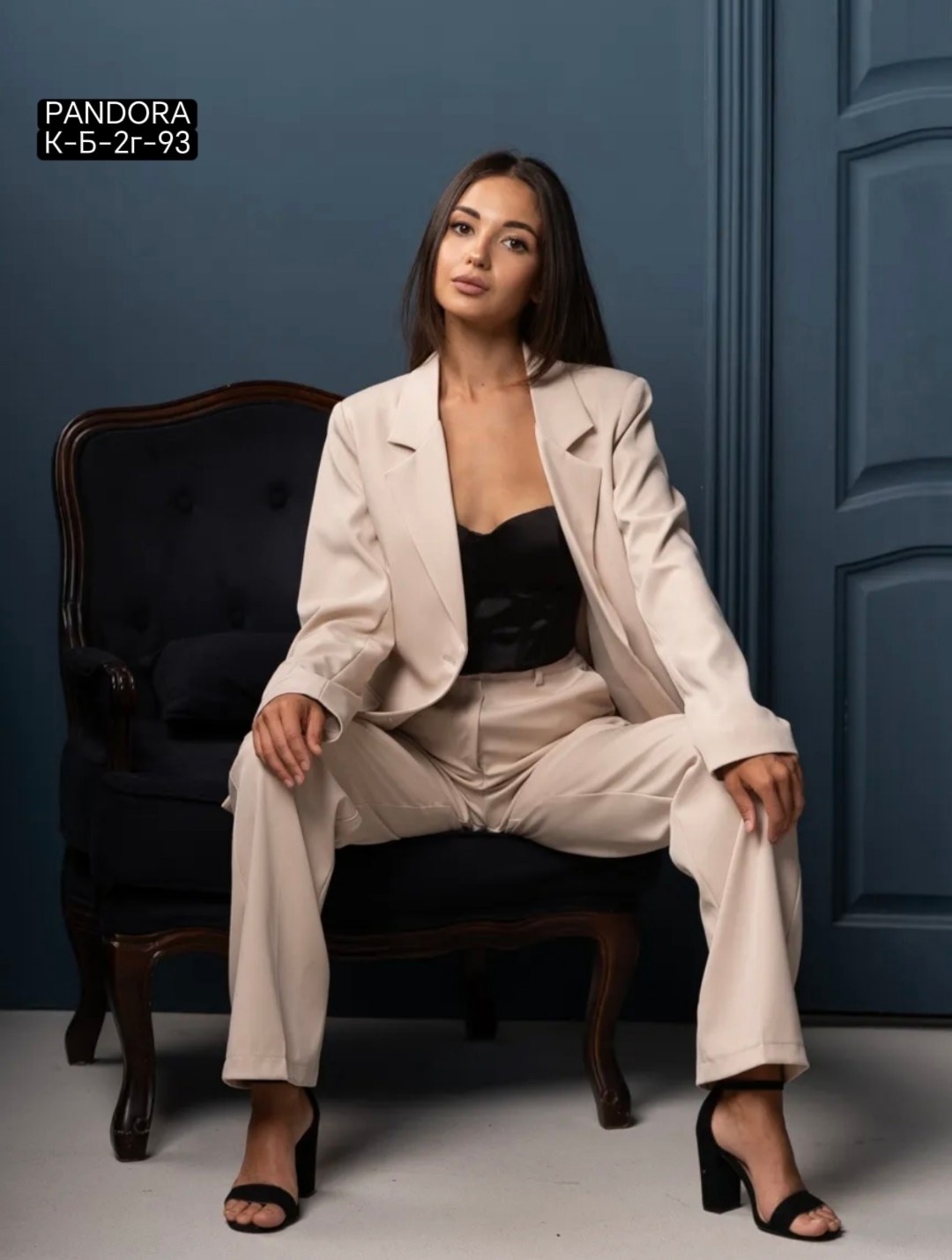 бежевый классический костюм женский брючный,бежевый брючный костюм,брючный костюм,брючный костюм женский,деловой костюм женский брючный mizomela