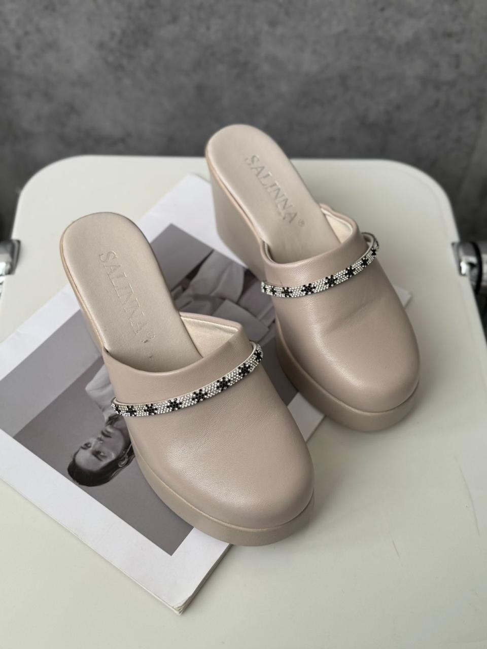 ,шлепанцы женские,босоножки на каблуках,женские босоножки,модные шлепанцы