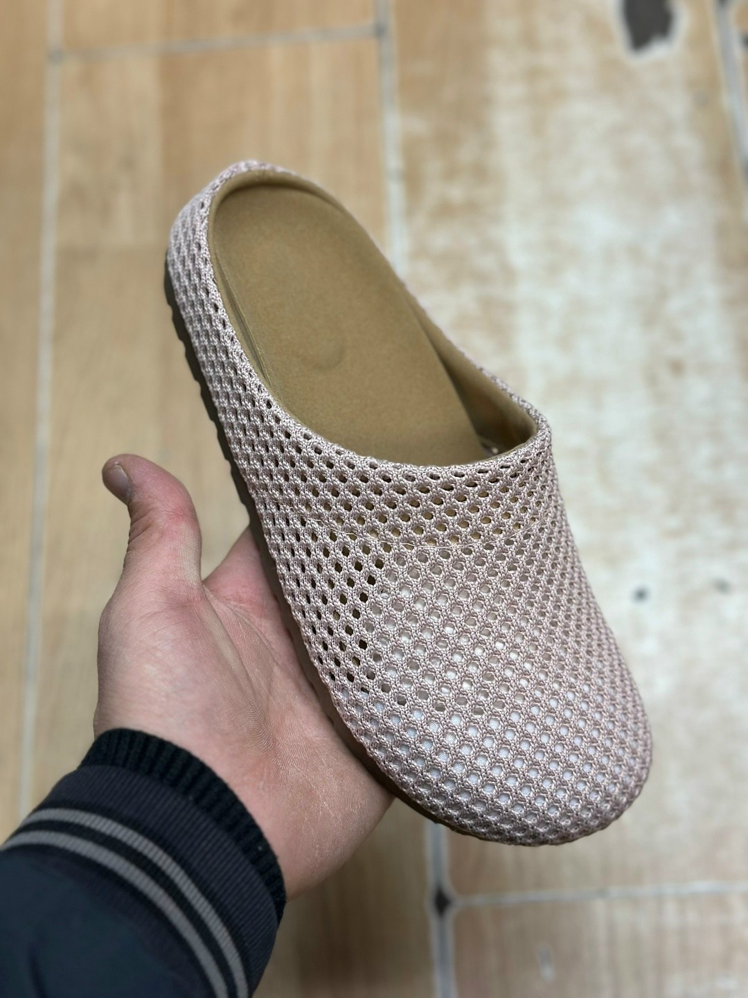 ,мужские тапочки,мужские шлепанцы,летние тапочки,тапочки модные