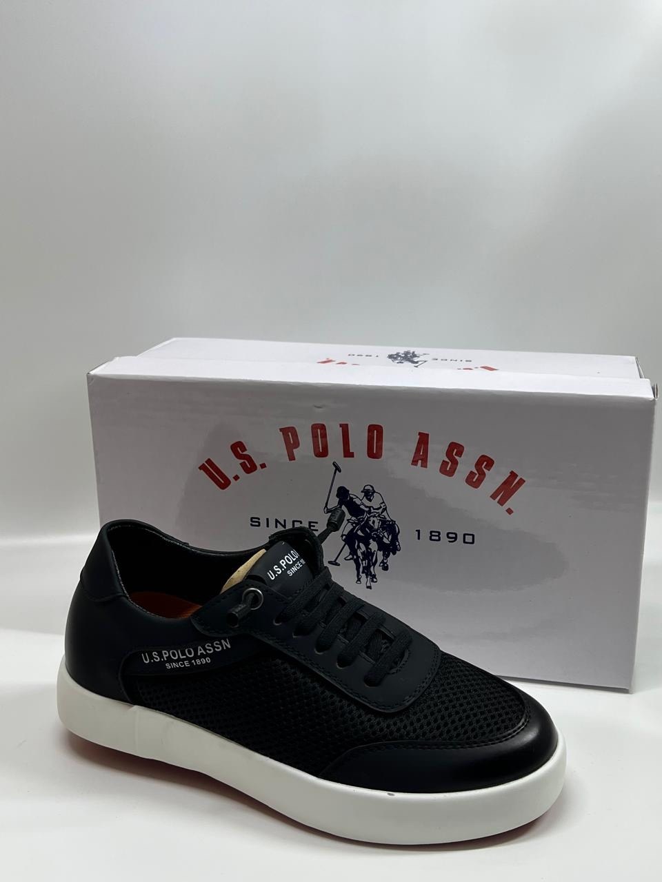 кеды луи виттон мужские оригинал,louis vuitton кроссовки,луи виттон кроссовки мужские оригинал,кеды мужские кожаные louis vuitton,кроссовки beverly hills sneakers black monogram with caramel top louis