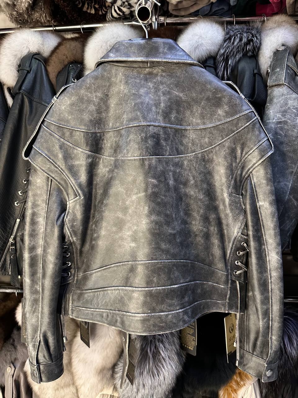 кожаная куртка косуха,кожаная куртка,кожаная модная мотоциклетная куртка,куртка косуха,кожаная куртка косуха женская