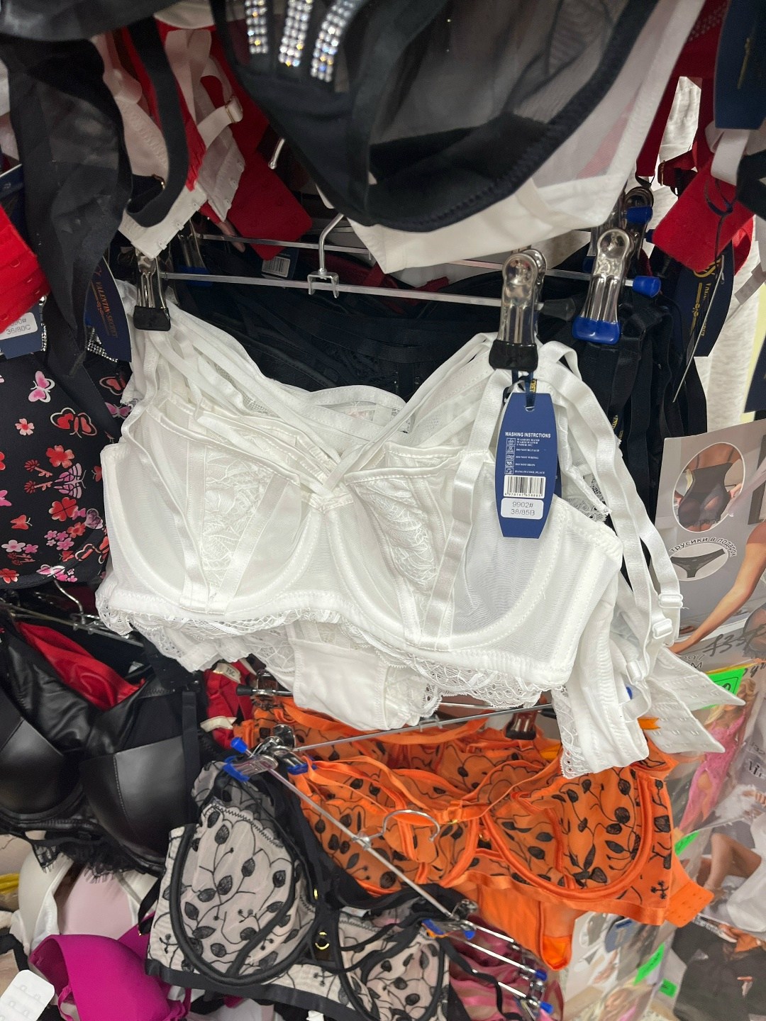 комплект нижнего белья,комплект нижнего белья женский кружевное,комплект женского нижнего белья,комплект нижнего белья кружевного,бюстгальтер кружевной комплект