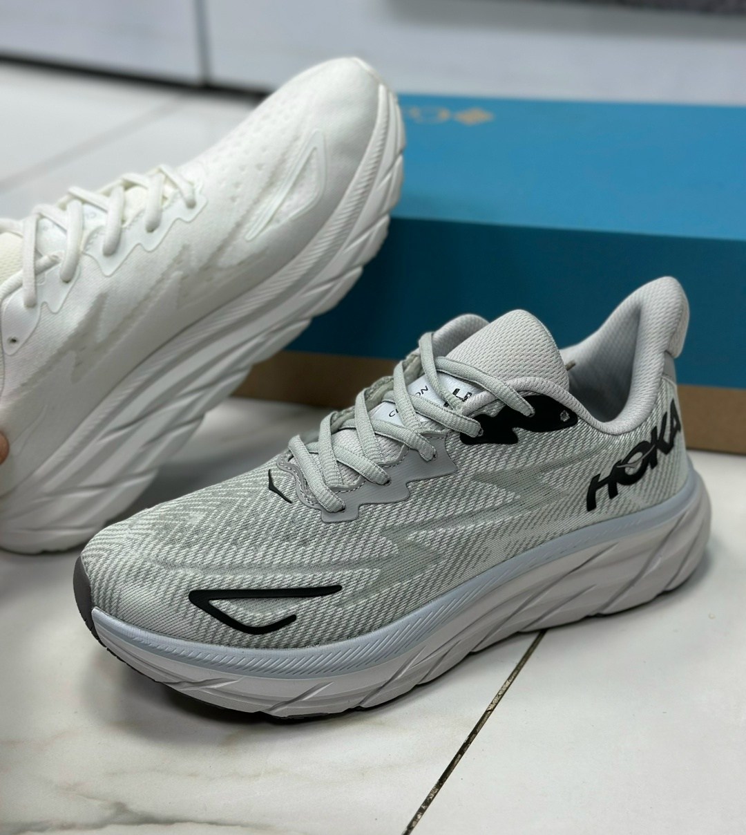 кроссовки hoka one one,кроссовки,беговые профессиональные кроссовки hoka clifton 8,кроссовки женские hoka,кроссовки hoka one